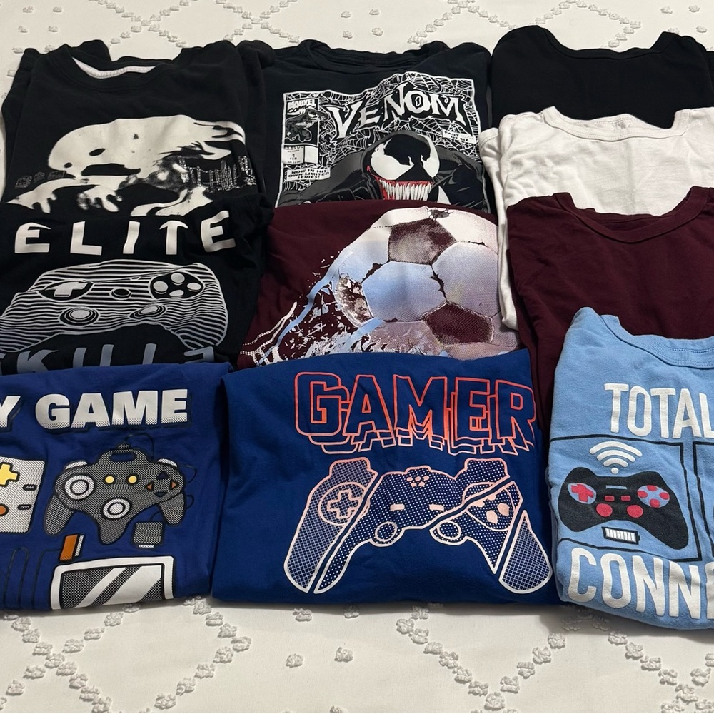 Graphic long sleeve shirt Bundle